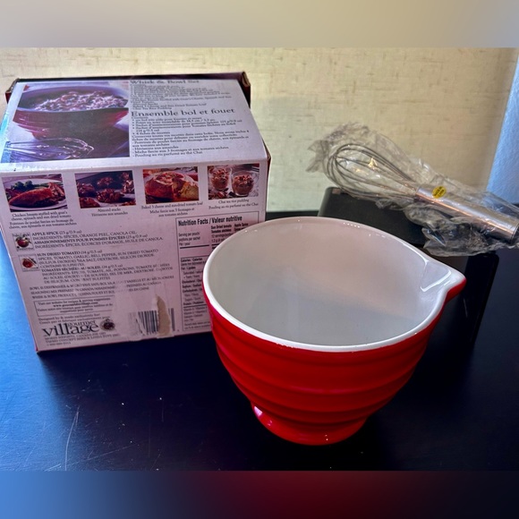 NIB Gourmet du Village Whisk & Bowl Set with box. - Picture 8 of 13